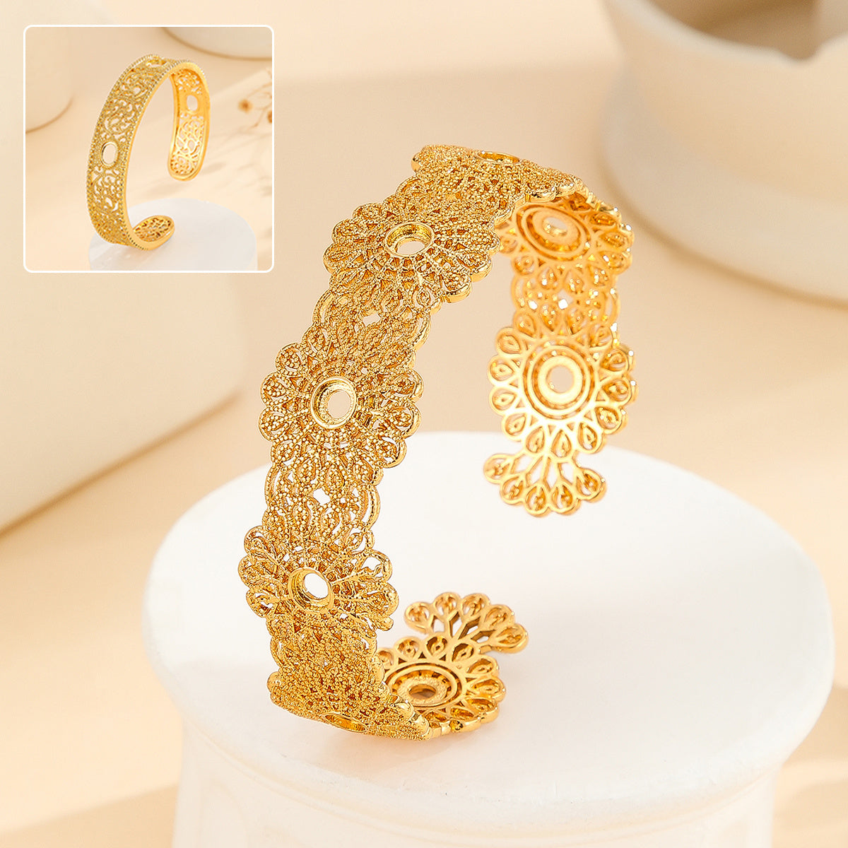 1pcs Luxury Style Gold Bracelet Hollowed
